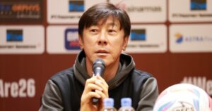 Truyền thông Indonesia kêu gọi HLV Shin Tae Yong quay lại ĐTQG