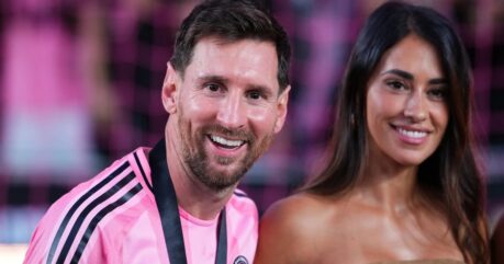 Messi dành tặng vợ quà Valentine “khổng lồ”